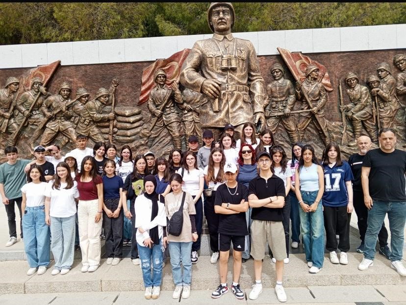 ulubeyden-lise-ogrencileri-icin-canakkale-ve-istanbul-gezisi