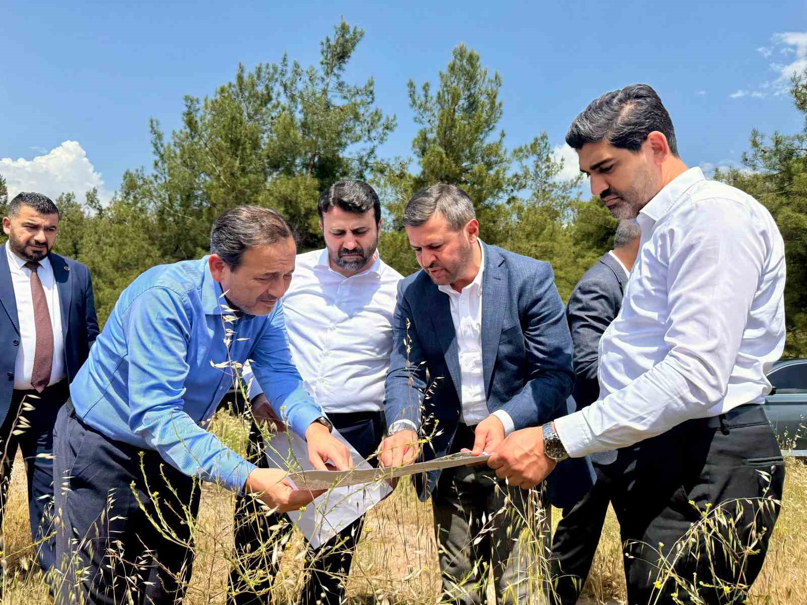 ak-parti-heyetinden-tcdd-gar-sahasinin-tasinacagi-kizilcaoren-bolgesinde-inceleme