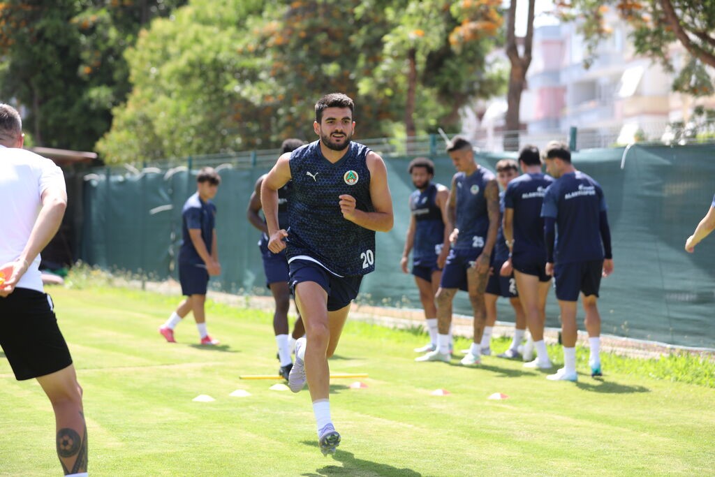 alanyaspor-konyaspor-maci-hazirliklarini-tamamladi