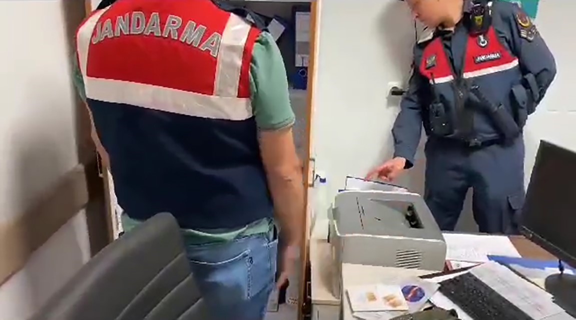 balikesir-merkezli-9-ilde-sahte-engelli-raporu-operasyonu-50-gozalti