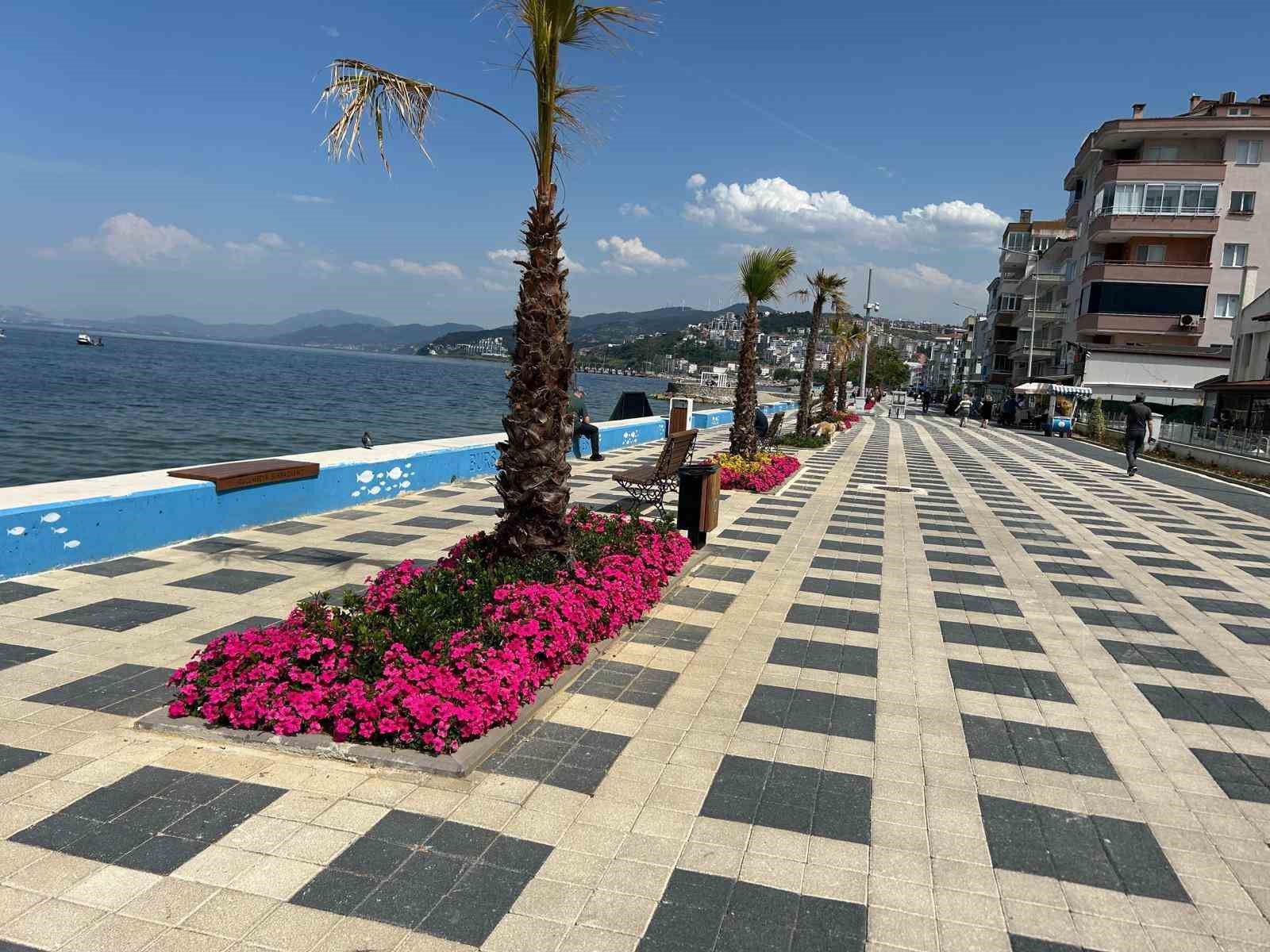 bursa-cicek-bahcesine-donusuyor