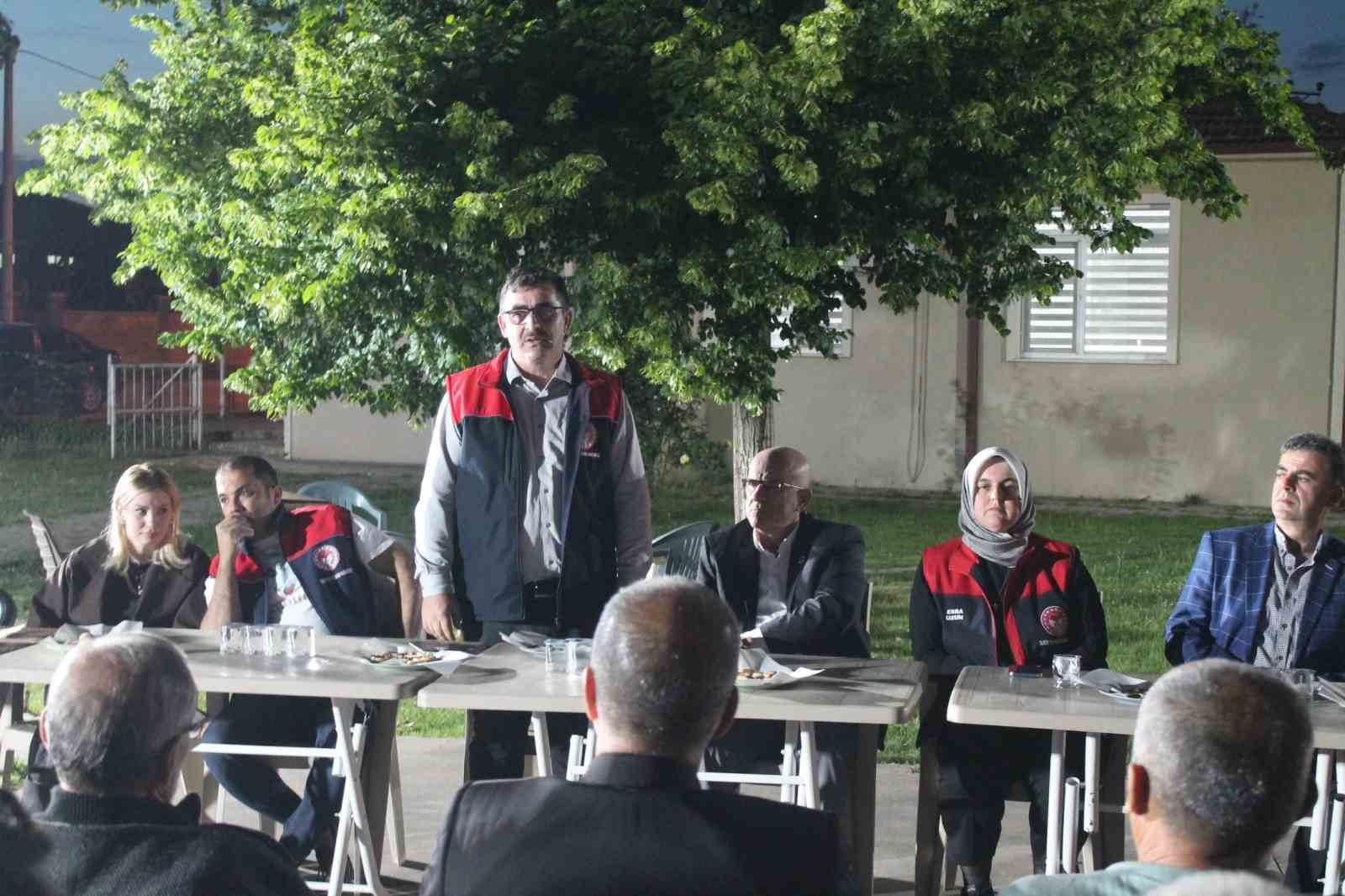 ciftciler-zararlilara-karsi-bilgilendirildi