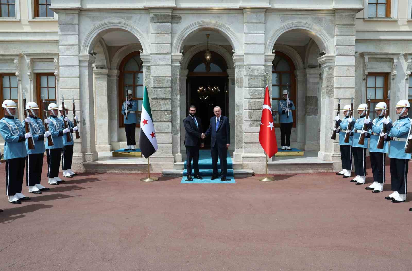 cumhurbaskani-erdogan-suriye-cumhurbaskani-sara-ile-gorustu