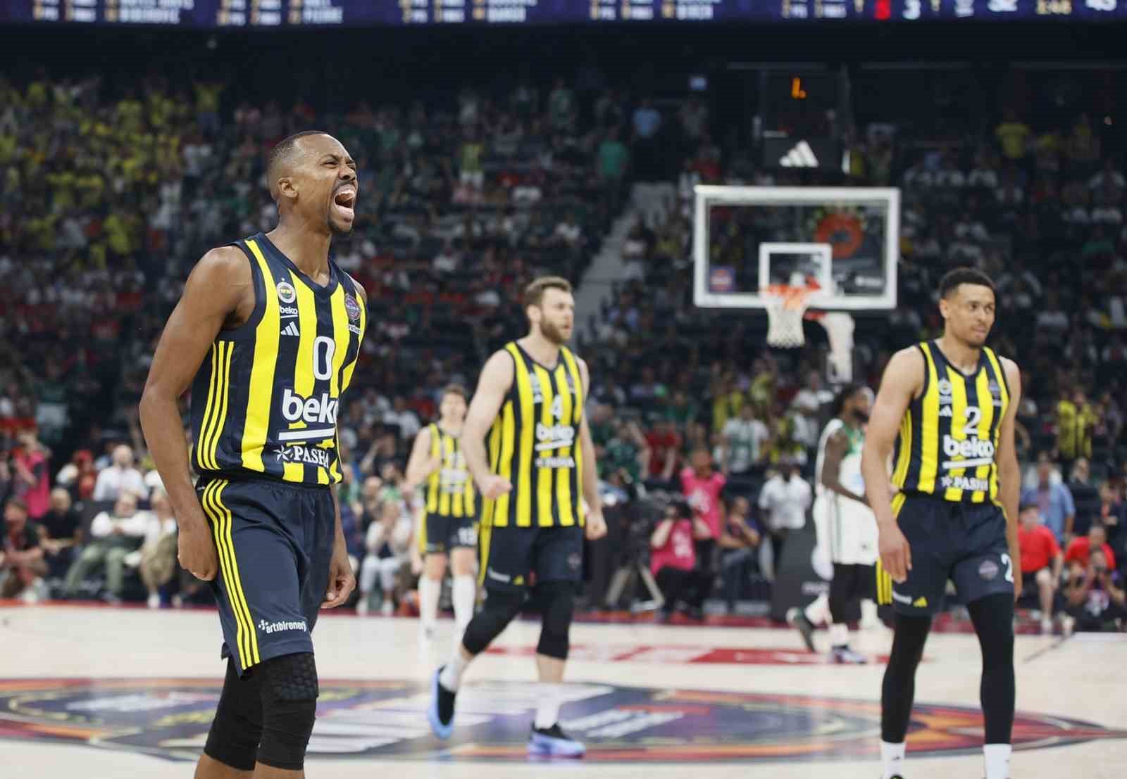 fenerbahce-thy-euroleaguede-kupa-icin-parkede