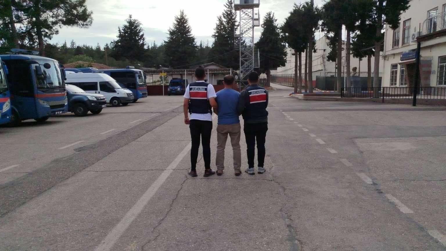 gaziantepte-gocmen-kacakciligi-organizatorlerine-yonelik-operasyon