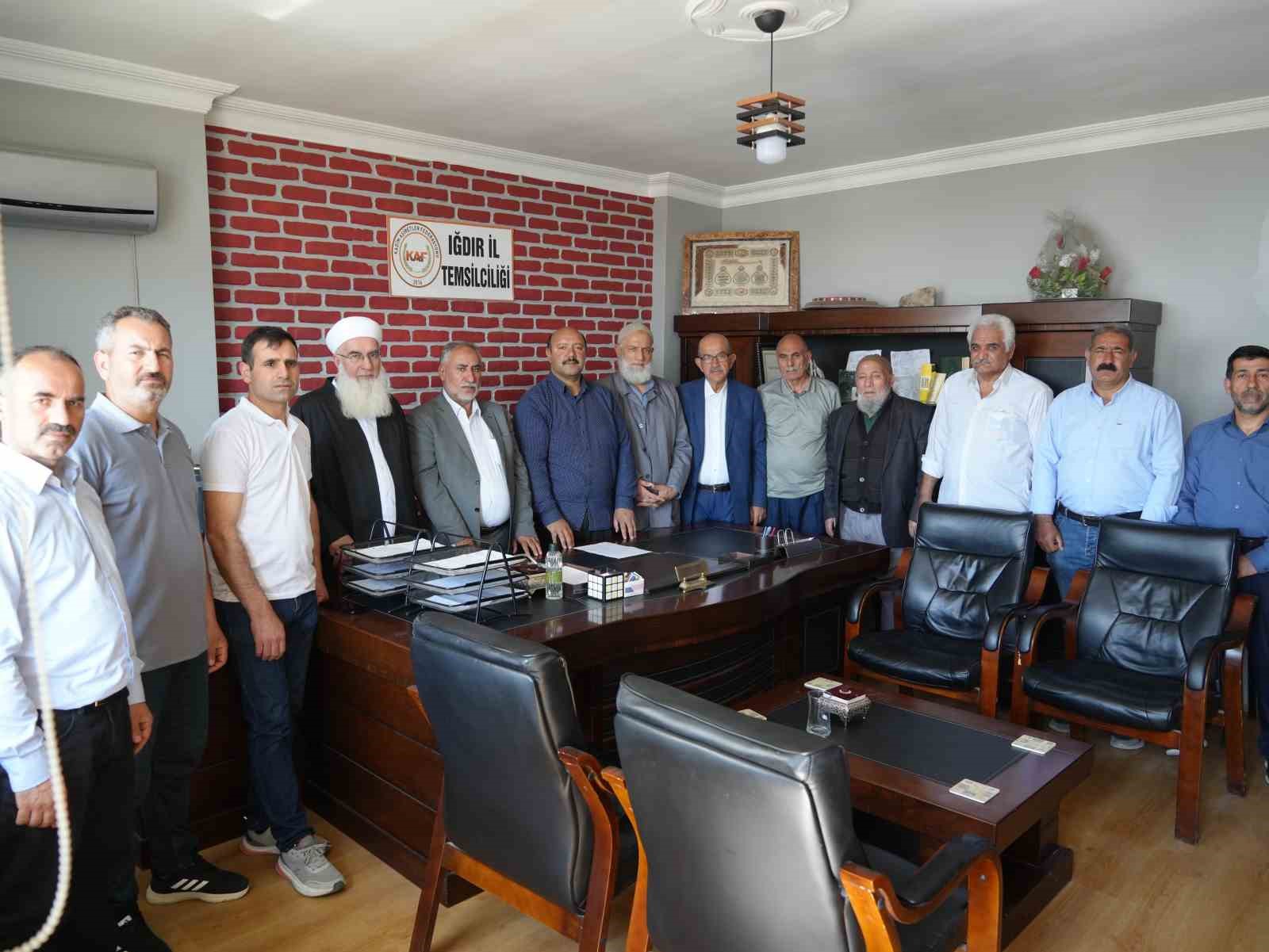 igdirda-asiret-ve-kanaat-onderleri-baslik-ve-sut-parasinin-kaldirilmasi-icin-aciklama-yapti