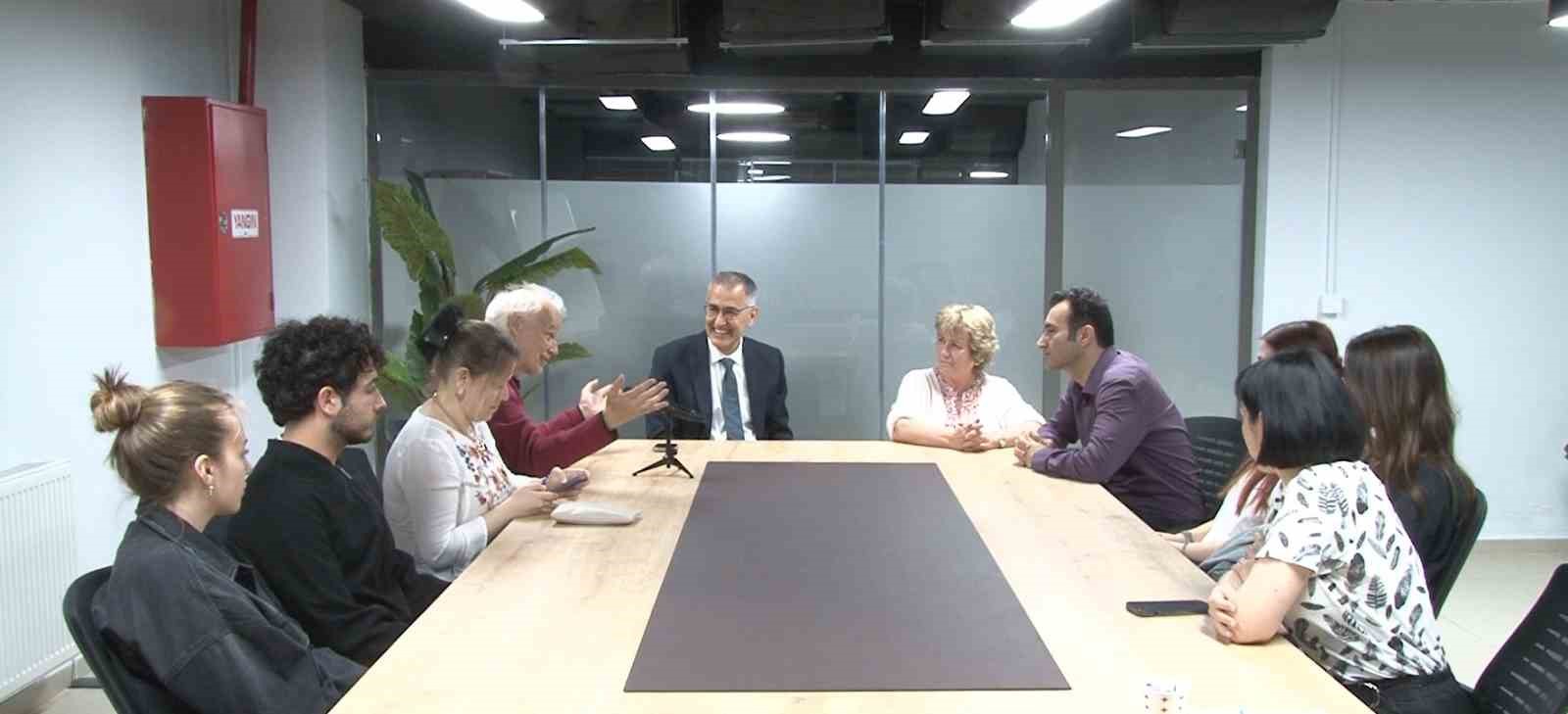 istanbuldaki-uluslararasi-saglik-bilimleri-kongresine-14-ulkeden-uzman-katildi