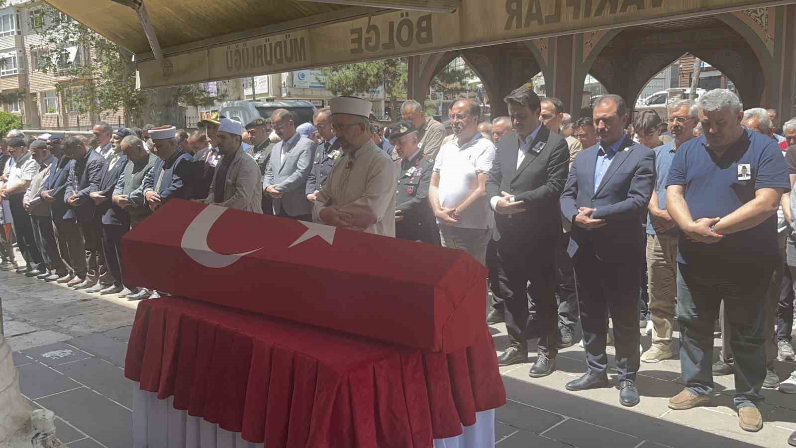 kibris-gazisi-son-yolculuguna-ugurlandi