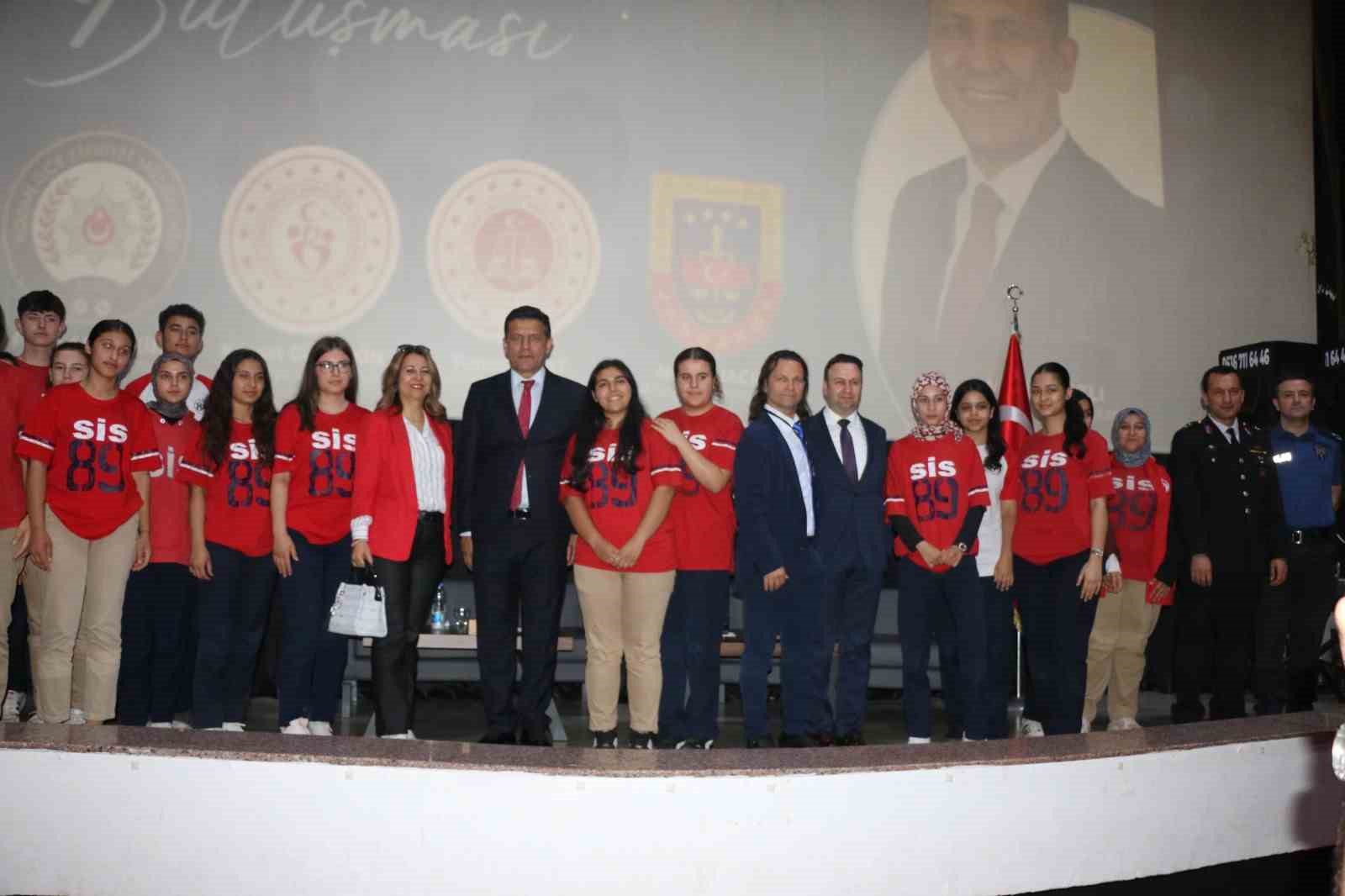 kozan-belediye-baskani-atli-genclerin-sesi-her-zaman-yanki-bulacak