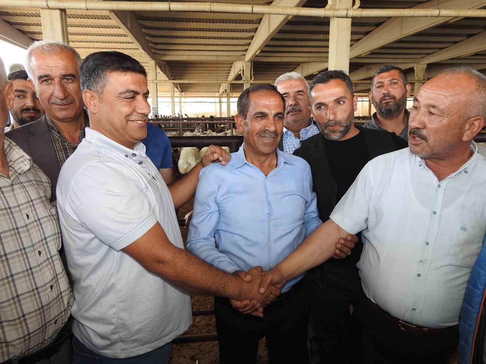 kurban-bayrami-oncesi-hayvan-pazarlari-hareketlendi