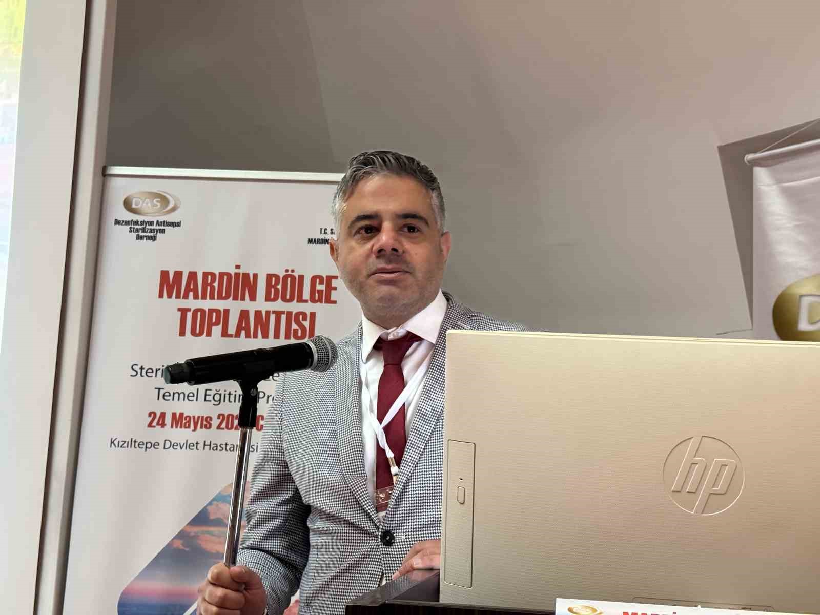 mardinde-350-saglik-calisaninin-katilimi-ile-sterilizasyon-ve-dezenfeksiyon-egitimi-verildi