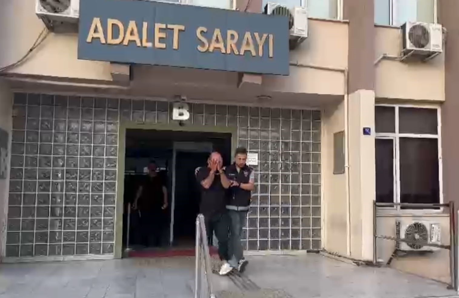 narkotik-ekiplerinden-uyusturucu-baskini-1-tutuklama