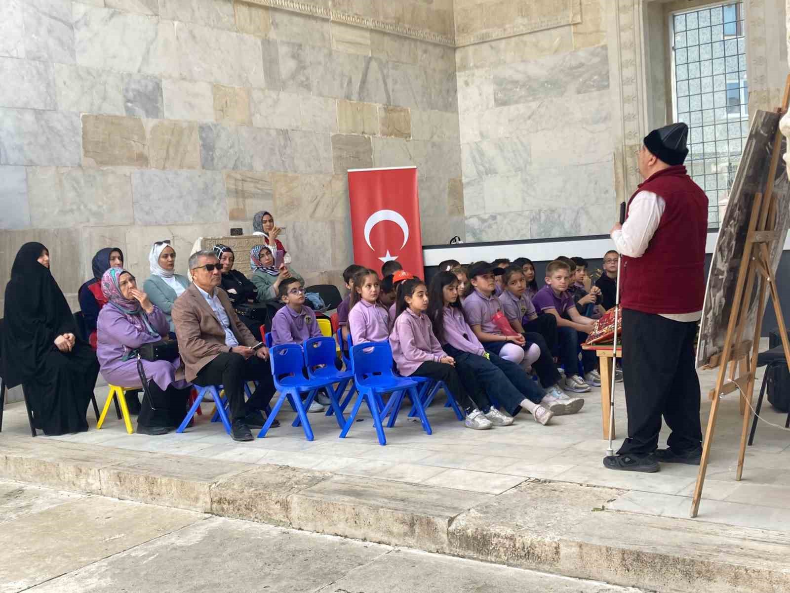 sivasta-cocuklara-8-asirlik-mekanda-masal-tadinda-vakif-bilinci-asilandi