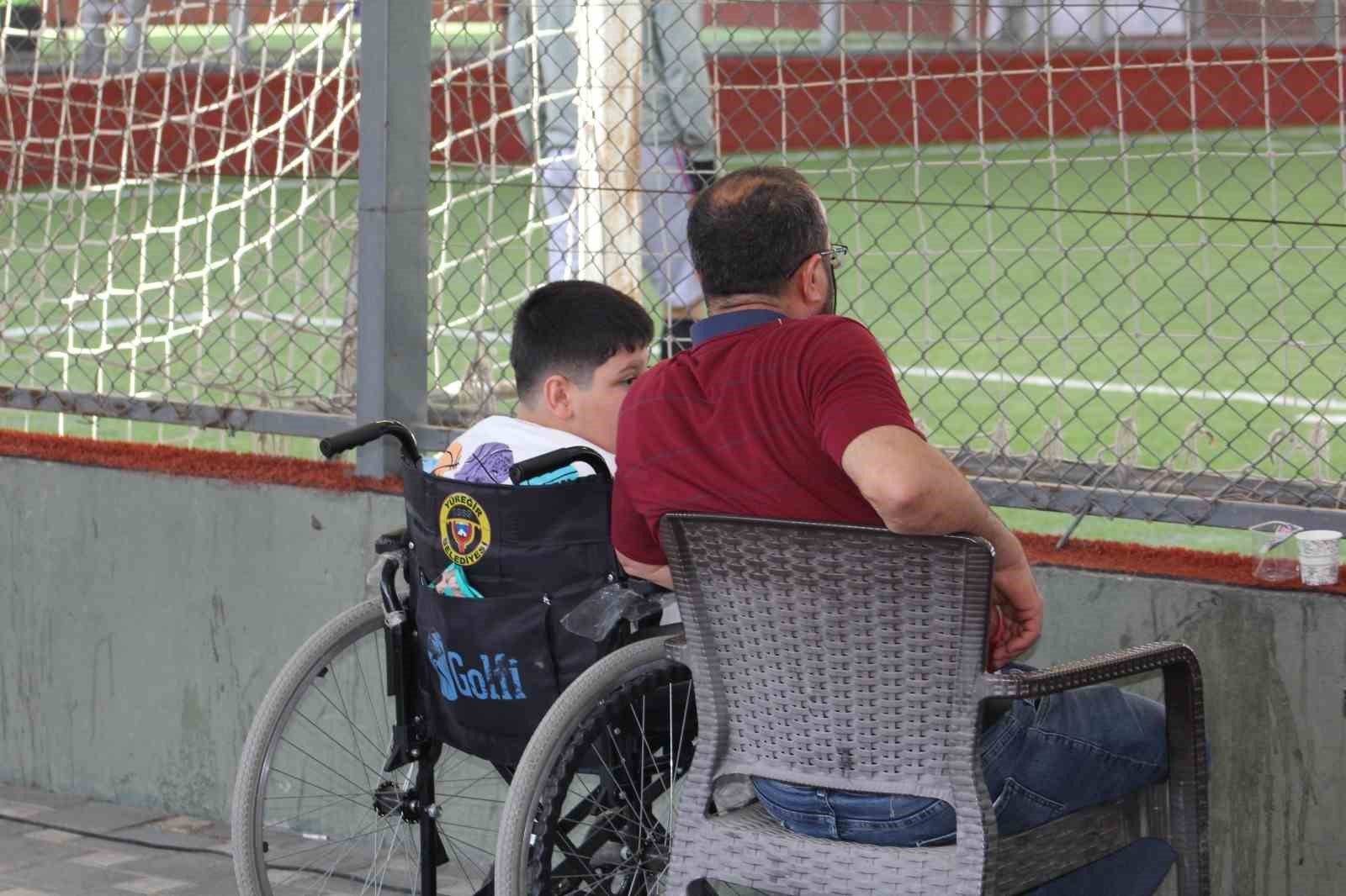 turkiyenin-en-sosyal-osbsinde-futbol-heyecani-dorukta