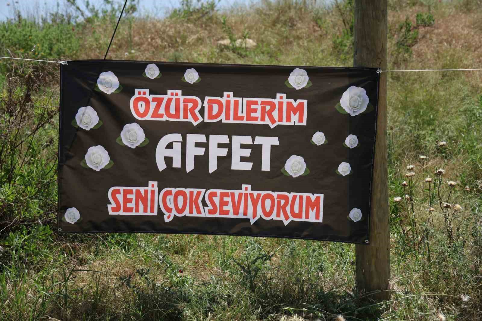 adanada-gizemli-ozur-dilerim-affet-seni-cok-seviyorum-ilani