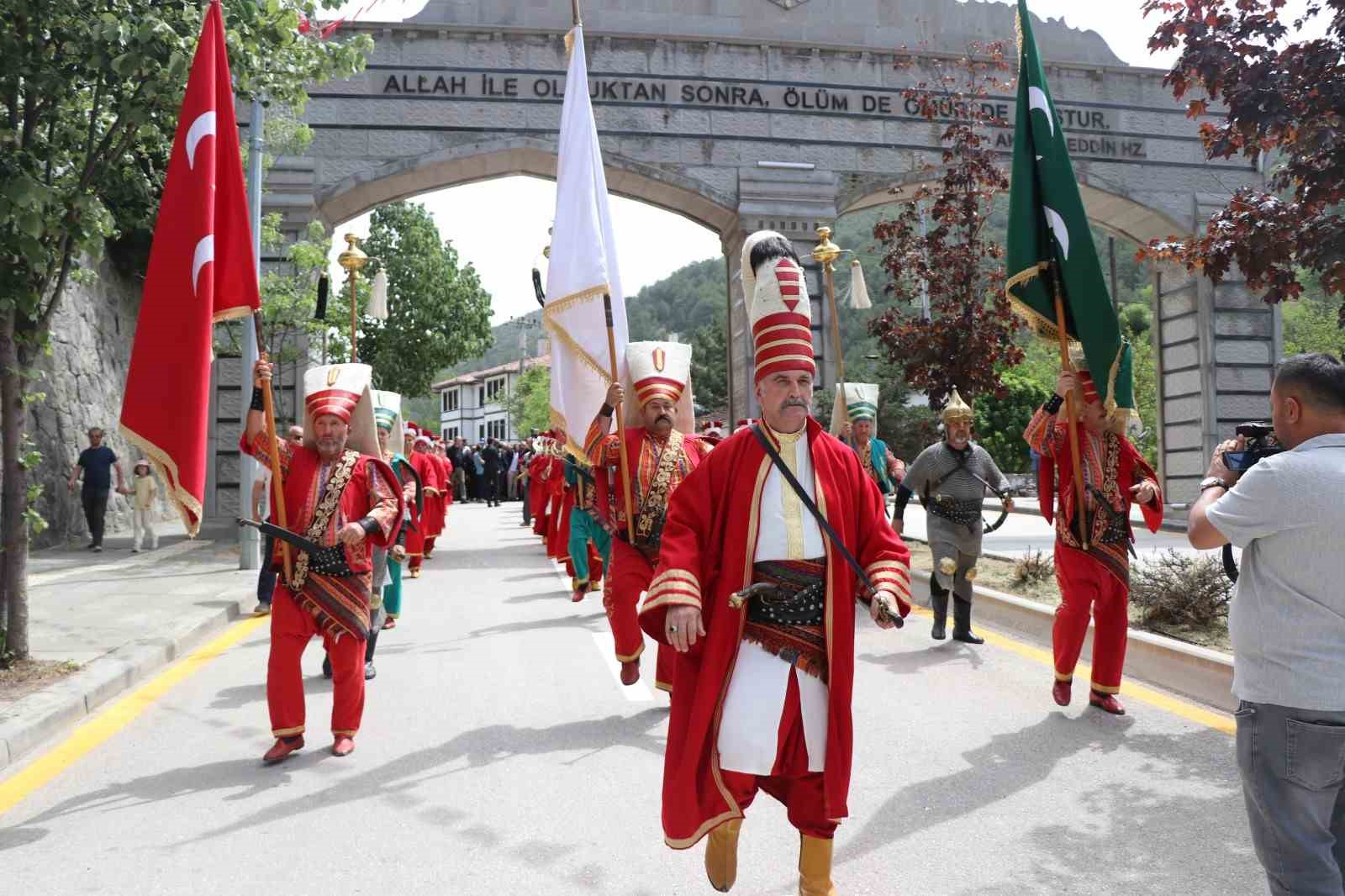 boluda-35-geleneksel-aksemseddin-hz-anma-gunleri-basladi