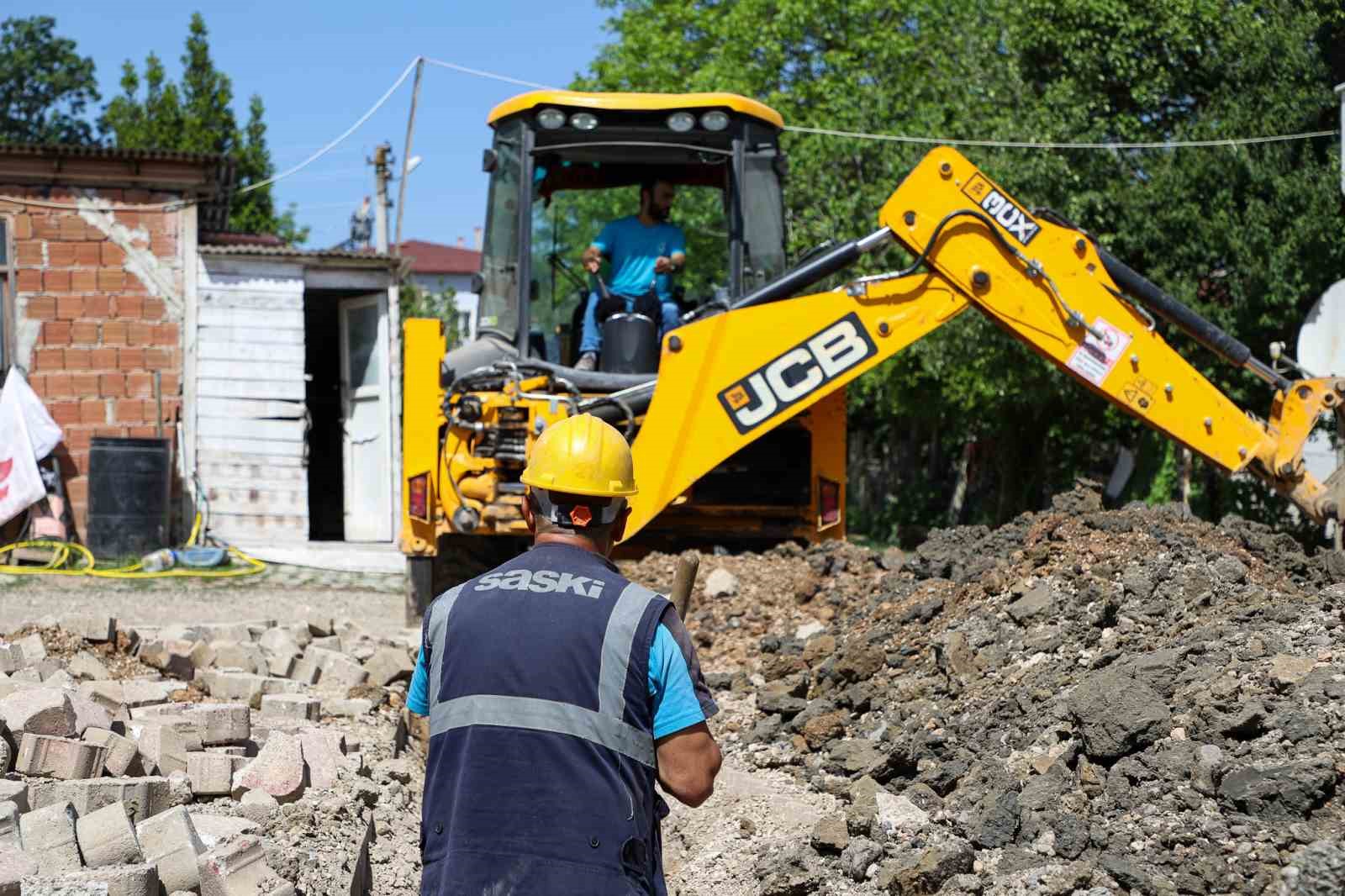 mekece-mahallesinin-2-bin-metrelik-icme-suyu-hatti-yenileniyor