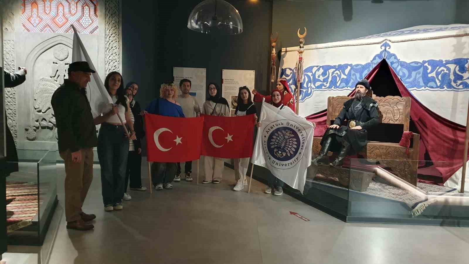 turizm-fakultesi-ogrencileri-erzurum-muzesine-hayran-kaldi