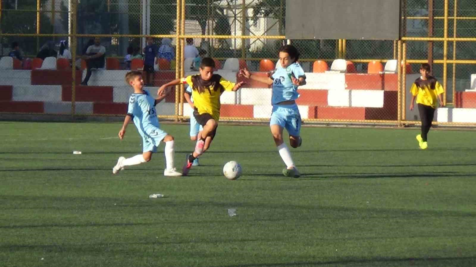 turkiyenin-en-genc-ilinde-u13-ligi-heyecani