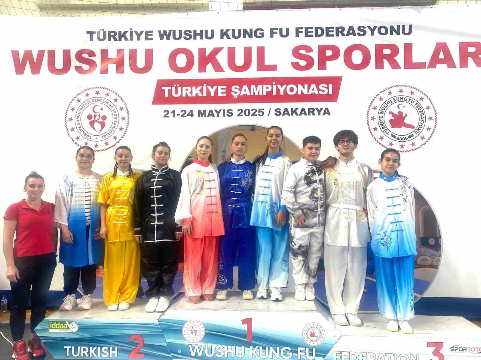 wushu-turkiye-sampiyonasinda-eskisehirden-basari