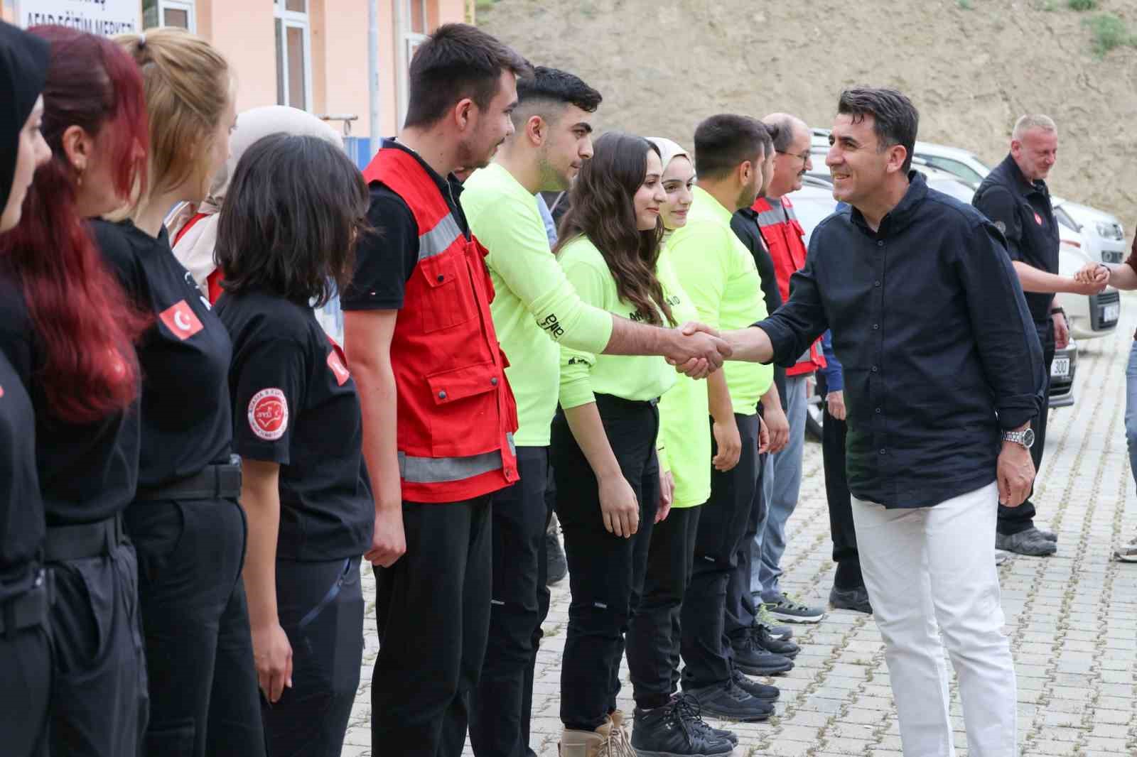 ali-ates-afad-egitim-merkezi-hizmet-vermeye-devam-ediyor