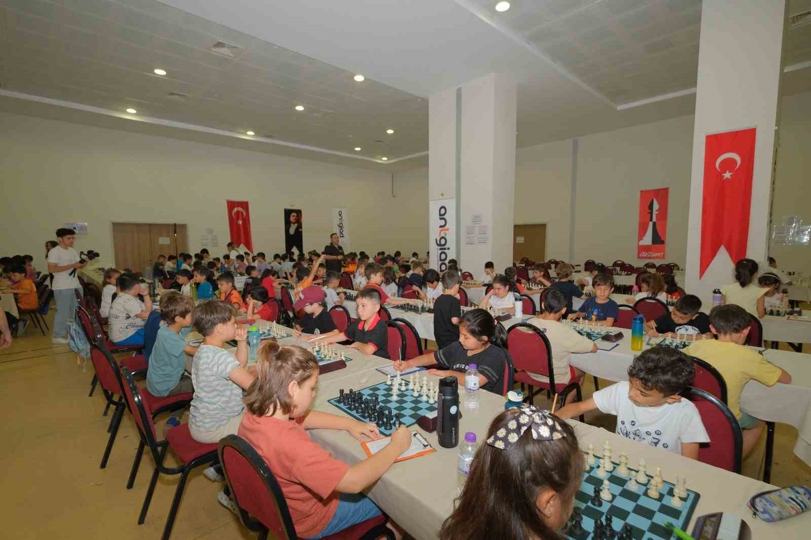 antgiadin-ilk-satranc-turnuvasi-tamamlandi