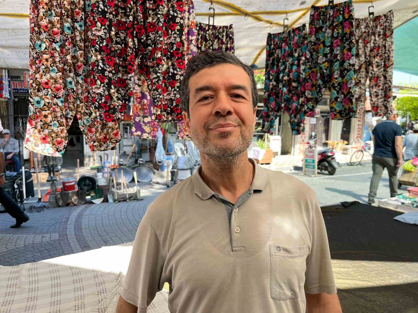 aydinda-ogul-cikaran-ari-kolonisi-pazar-tezgahina-kondu