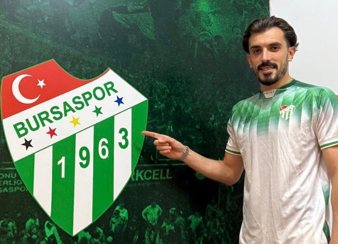 bursaspor-hakki-turker-transferini-resmen-acikladi