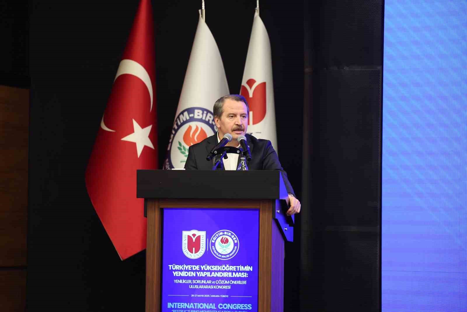 egitim-bir-sen-genel-baskani-yalcin-yuksekogretimin-turkiye-yuzyilina-yakisir-sekilde-yapilandirilmasi-icin-mevzuatta-bazi-yenilikler-gerekiyor