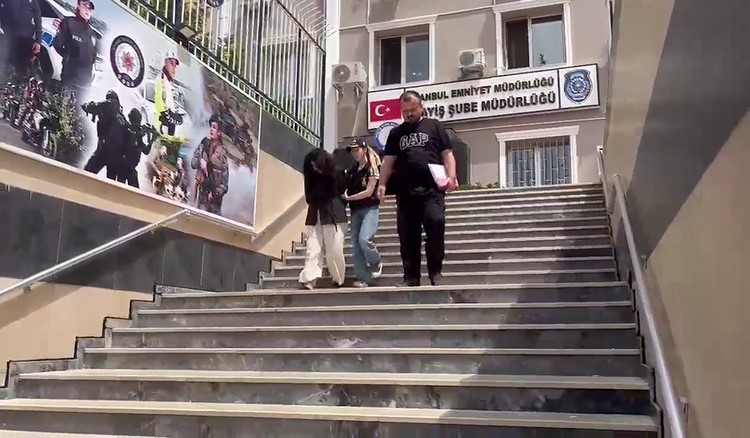 evlilik-vaadiyle-buyuk-vurgun-yapti-hesabina-yaklasik-7-milyon-liralik-doviz-aktardi