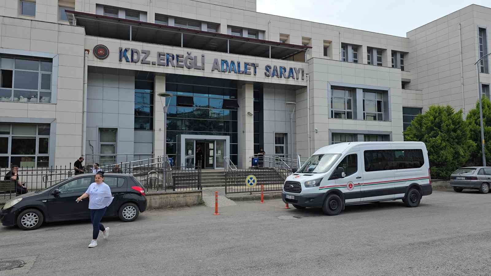 karadeniz-bolge-komutanliginda-gorevli-yarbay-fetoden-tutuklandi