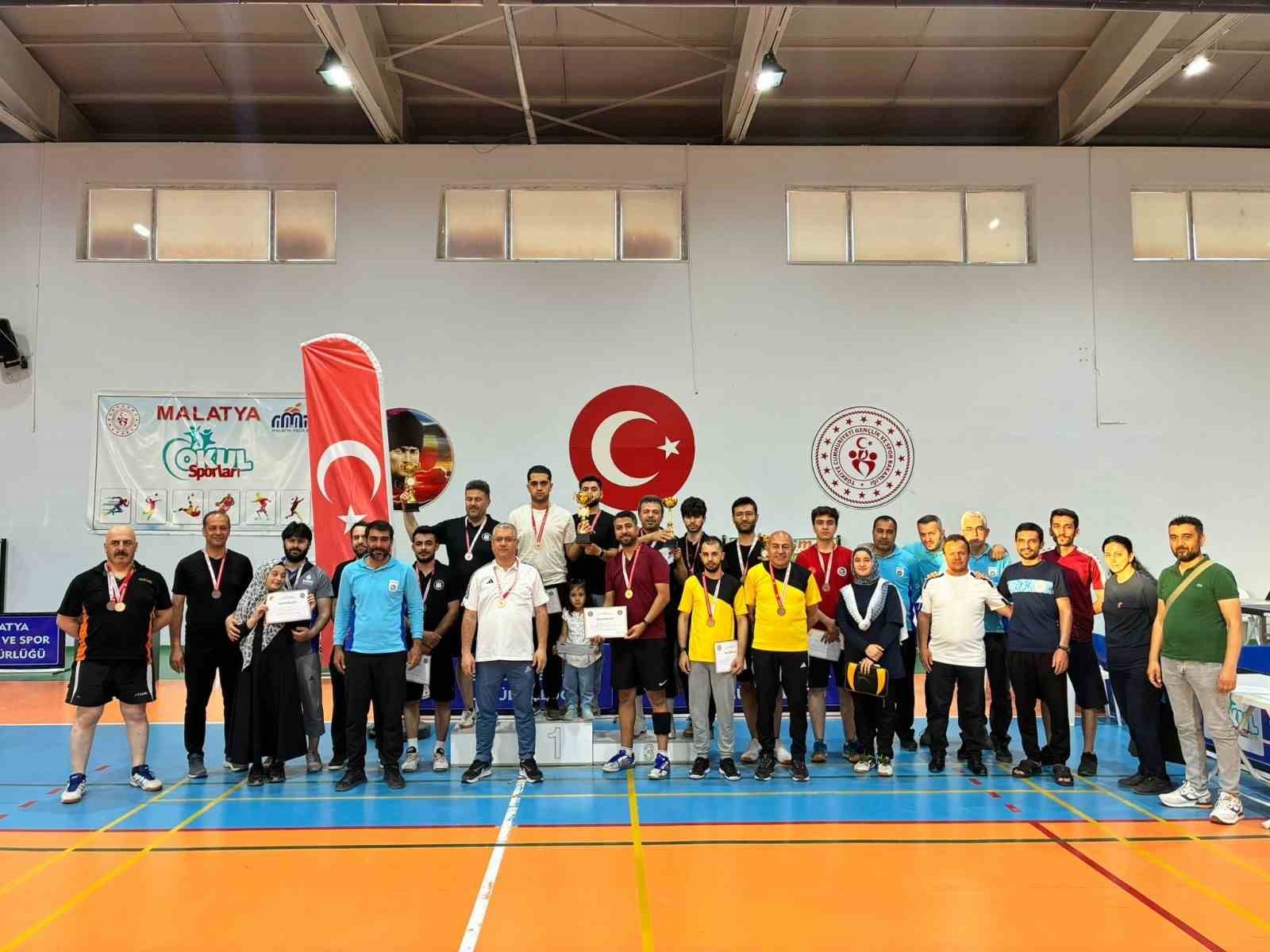 kurumlar-arasi-masa-tenisi-ligi-finallerle-sona-erdi