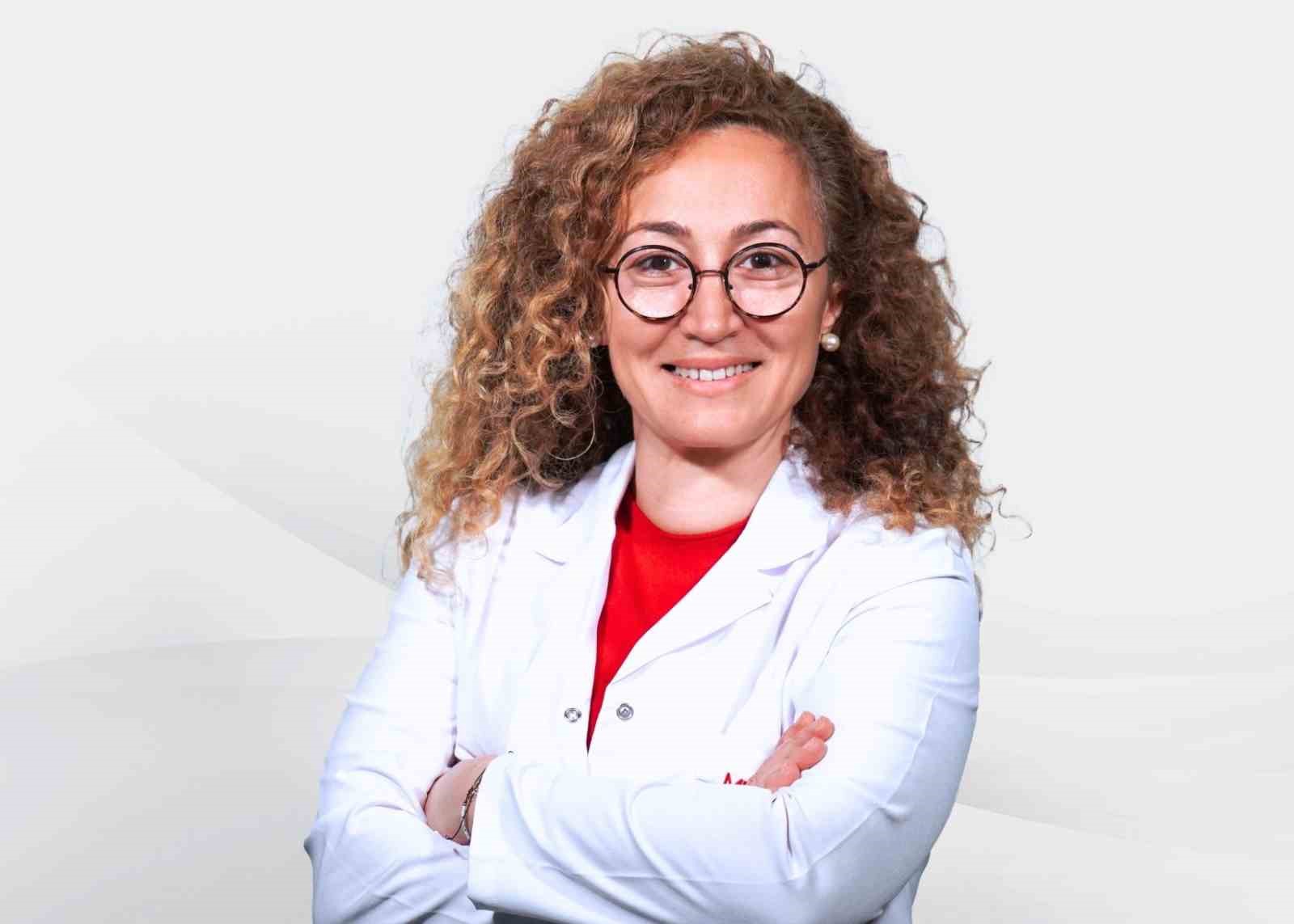 op-dr-gulden-balli-hemoroid-sanildigi-kadar-basit-degil-uzman-genel-cerrah-mudahalesi-sart
