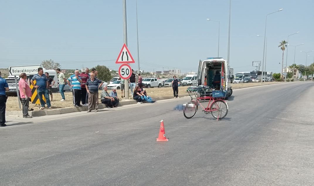 otomobilin-carptigi-bisikletli-hayatini-kaybetti