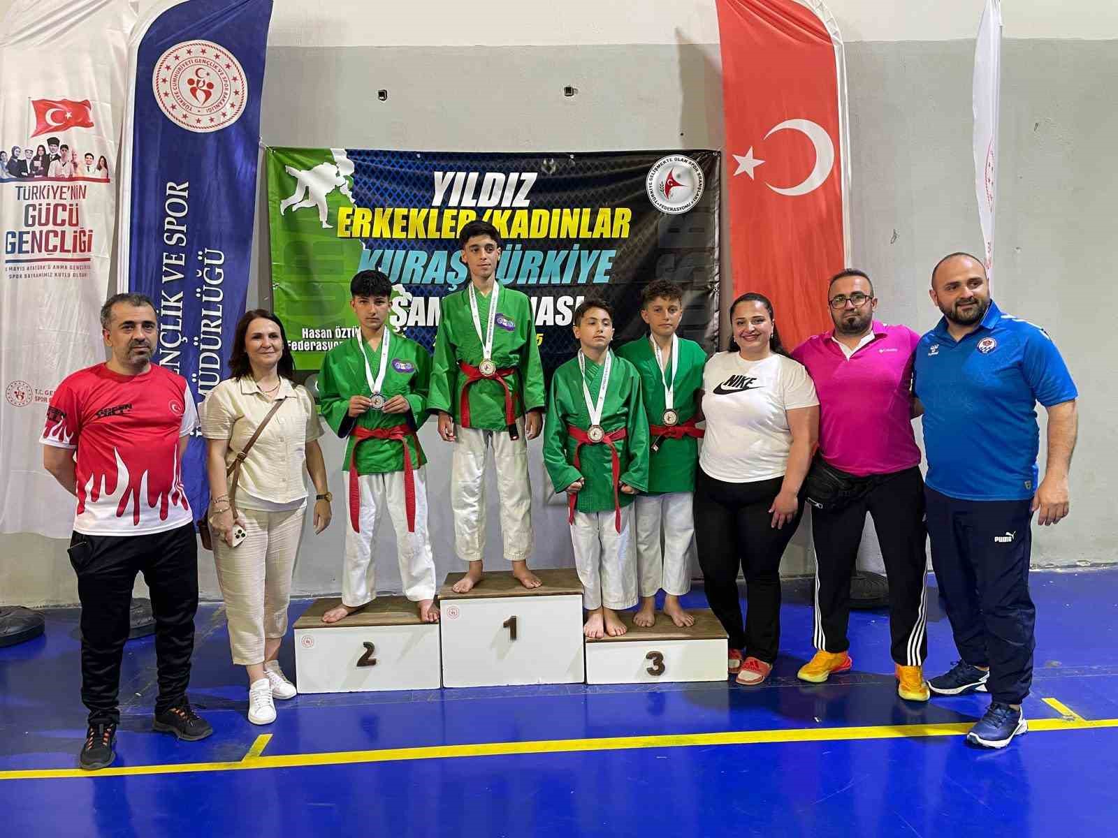turkiye-sampiyonalarinda-hakkari-ruzgari