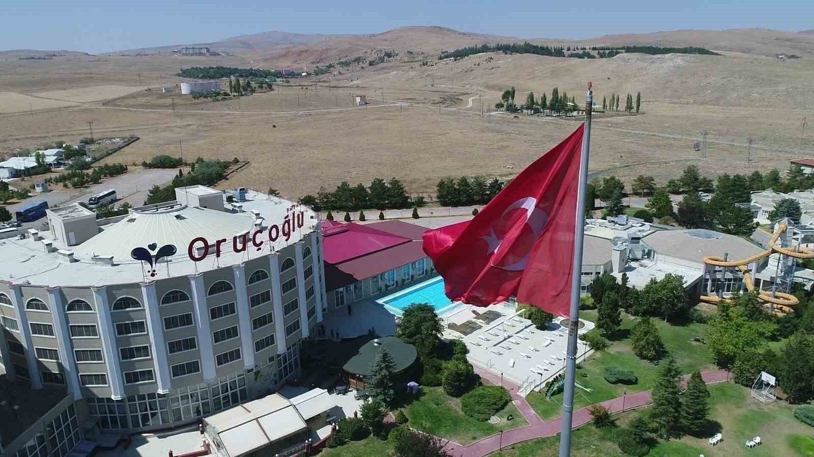 turkiyenin-ilk-5-yildizli-termal-oteline-tripadvisordan-uluslararasi-basari-odulu