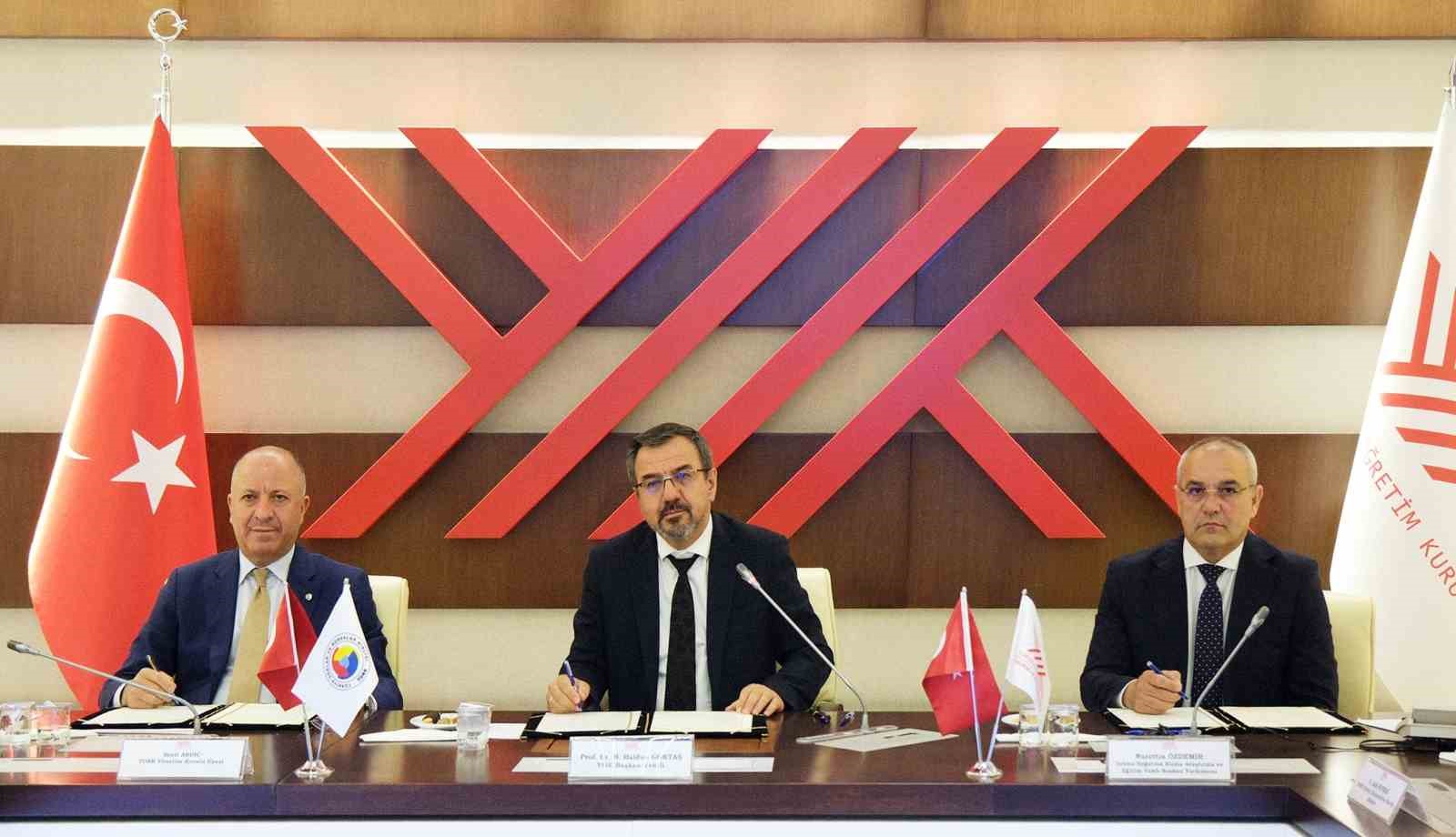 yok-tobb-ve-iskav-arasinda-nitelikli-istihdam-icin-is-birligi-protokolu-imzalandi