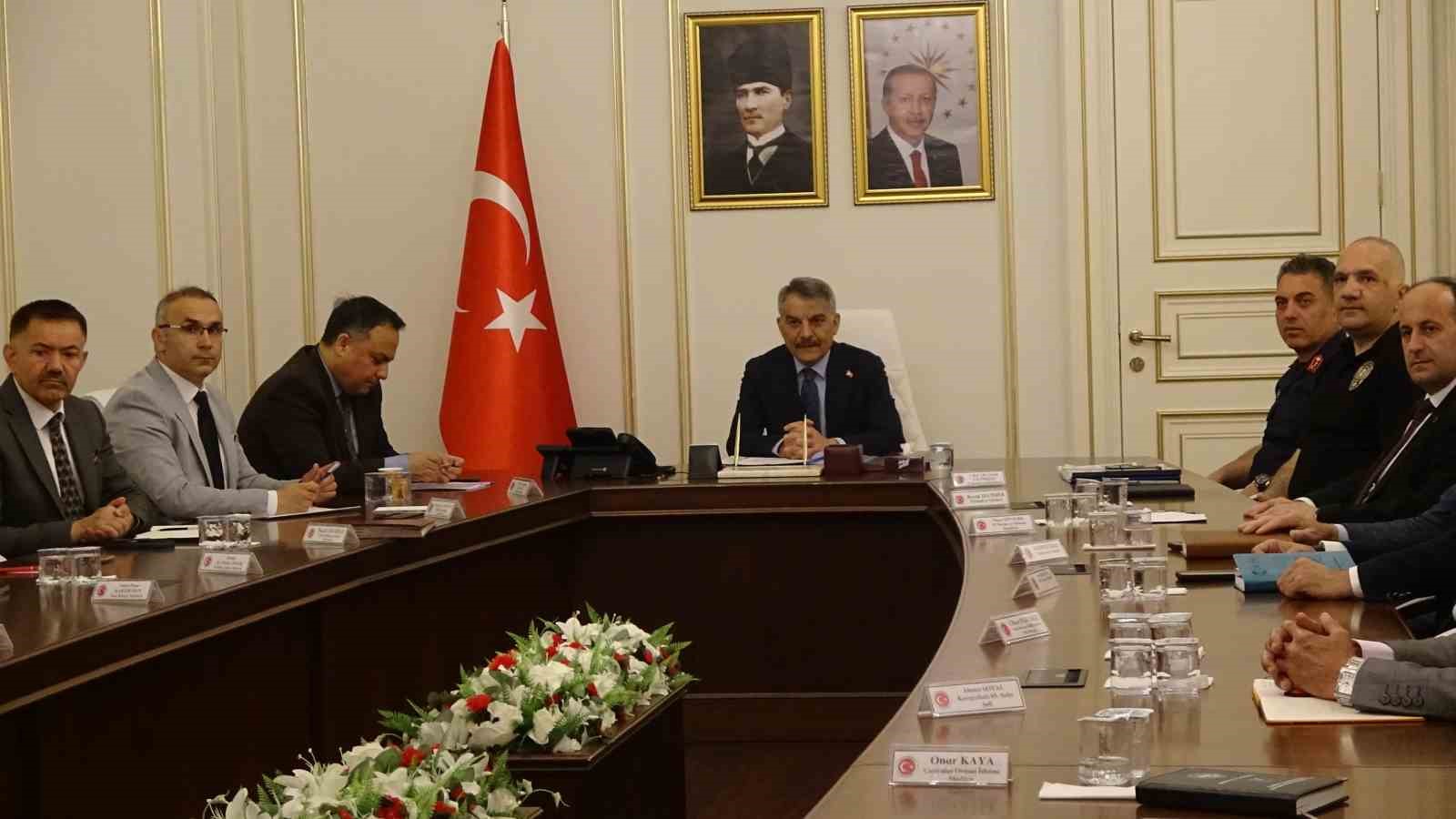 yozgatta-orman-yanginlarini-onlemek-icin-toplanti-yapildi