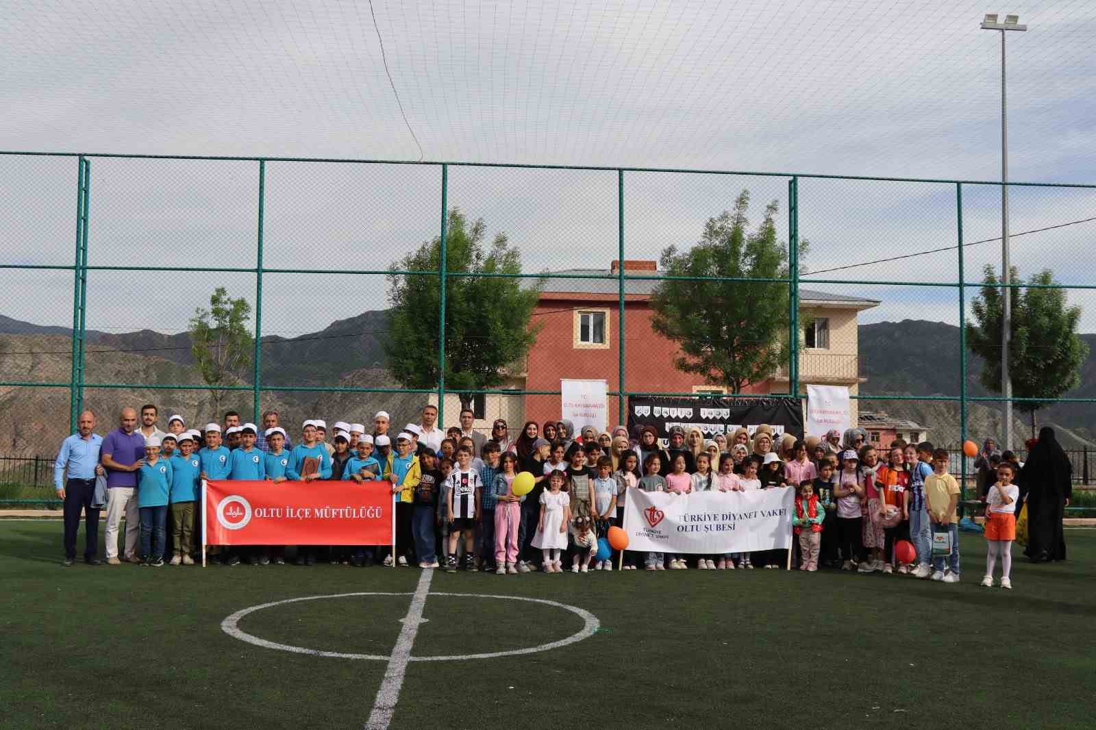 ailemle-kitap-okuyorum-etkinligi-oltuda-yogun-ilgi-gordu