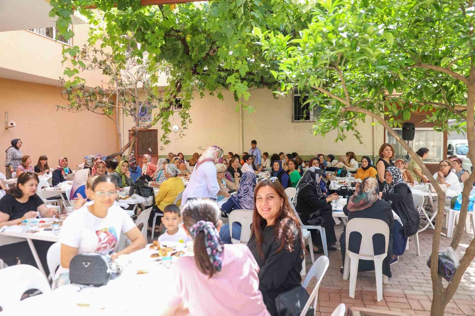 alanyada-kadin-politikalari-ve-aile-destek-merkezi-kadinlarin-yaninda