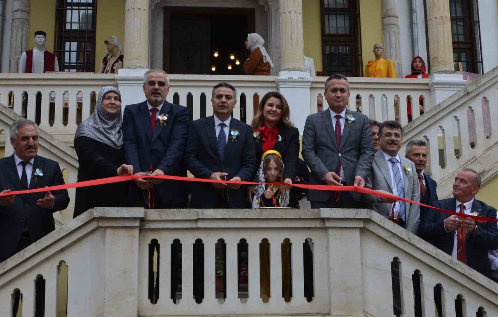 bafrada-yil-sonu-sergisi