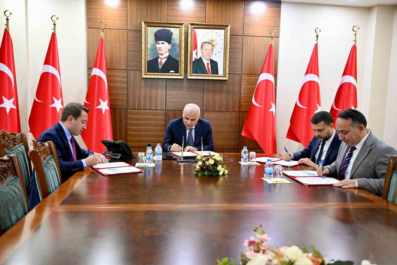diyarbakirda-badem-isleme-tesisi-kurulumu-icin-protokol-imzalandi