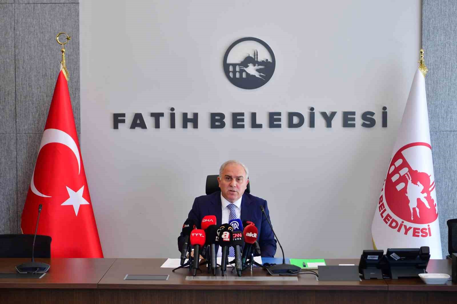 fatih-belediye-baskani-turan-chp-genel-baskani-ozelin-aciklamalarina-cevap-verdi