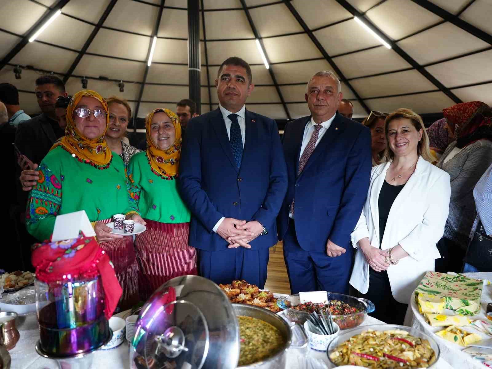 gastronomi-soleninde-duzcenin-lezzetleri-sergilendi
