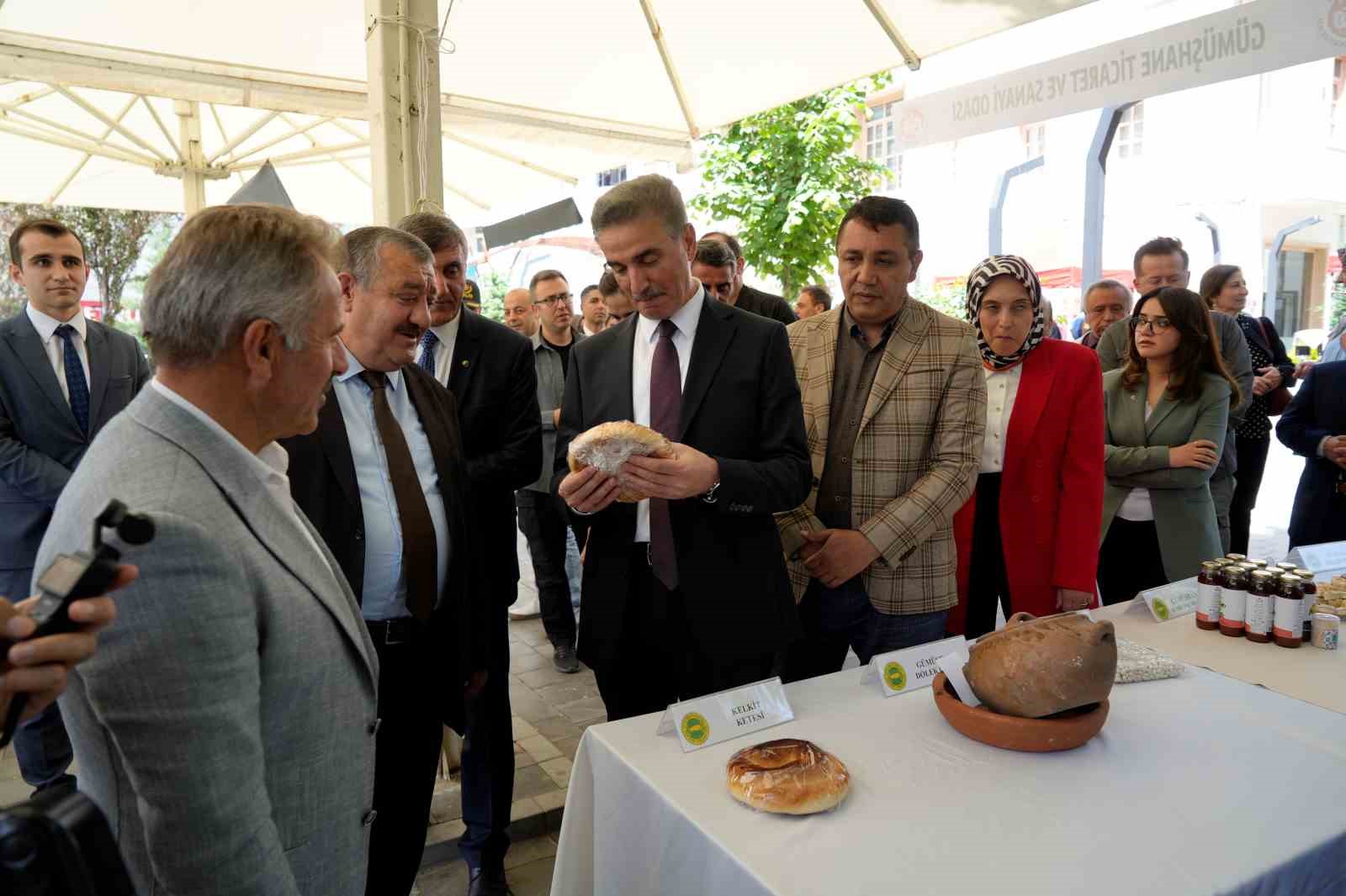 gumushanede-turk-mutfagi-haftasinda-yoresel-lezzetler-tanitildi