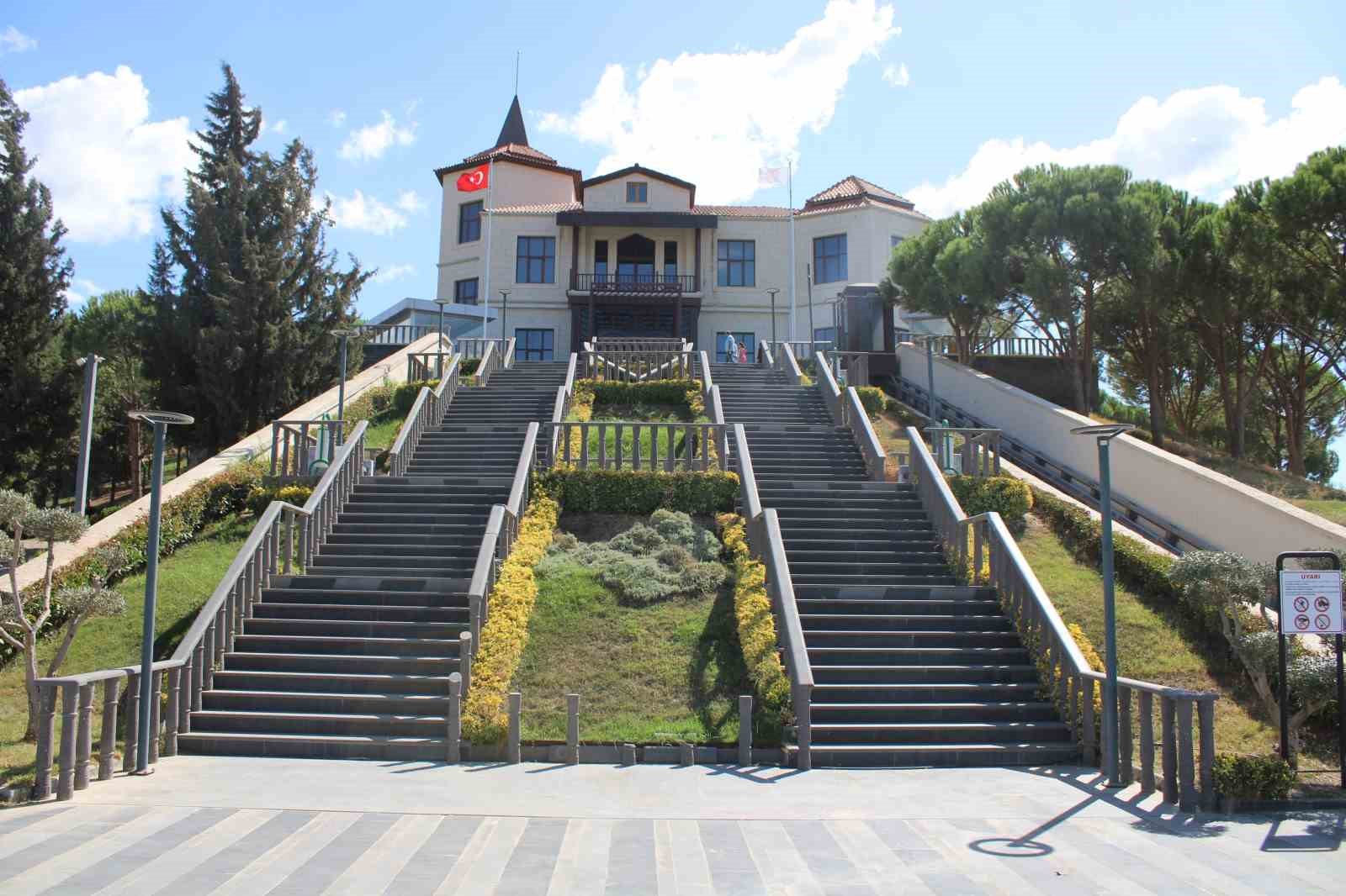 kultur-mudurlugunden-menderes-muzesine-davet