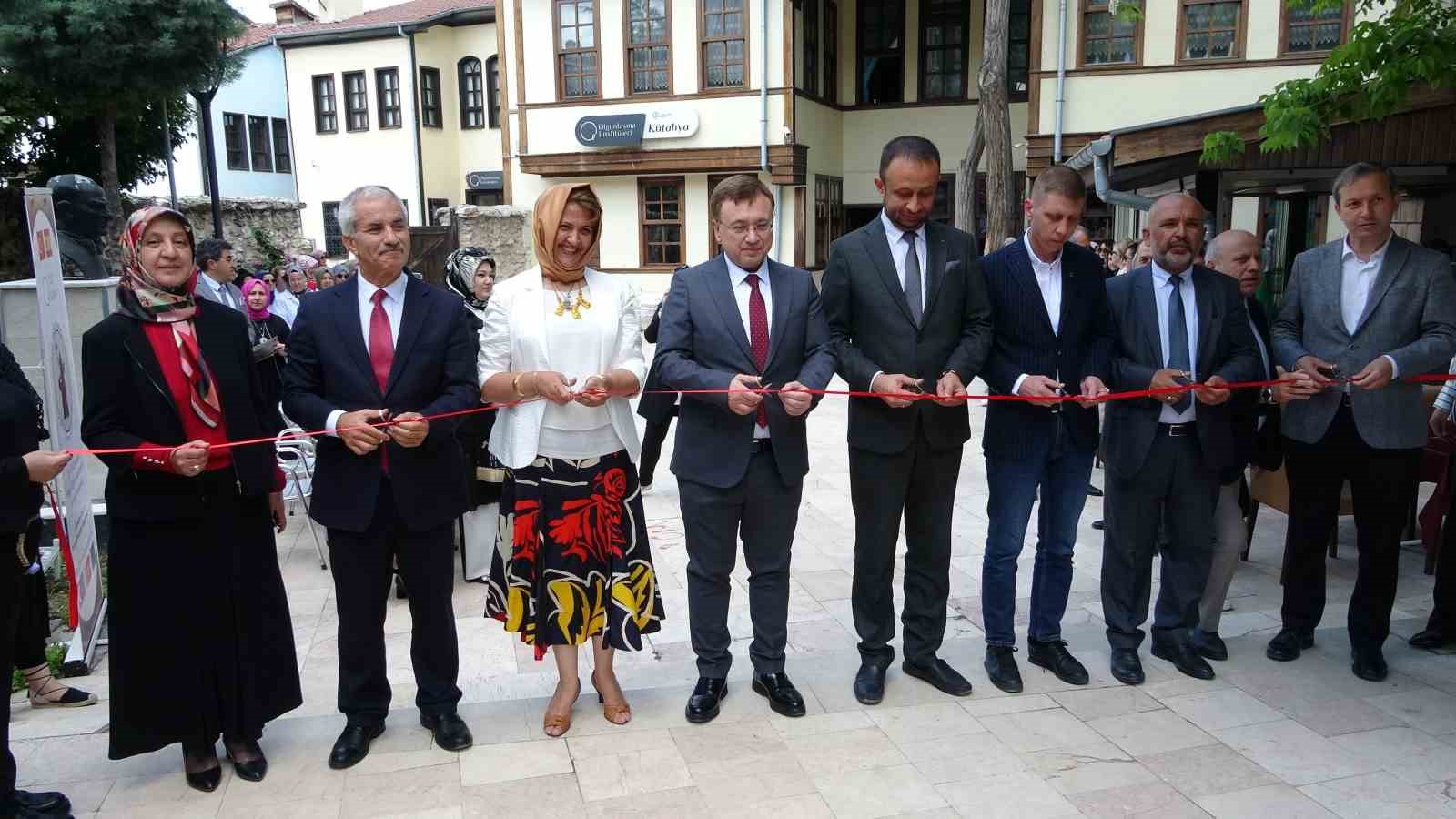 kutahya-olgunlasma-enstitusunde-turk-mutfagi-ve-hayat-boyu-ogrenme-haftasi-coskusu