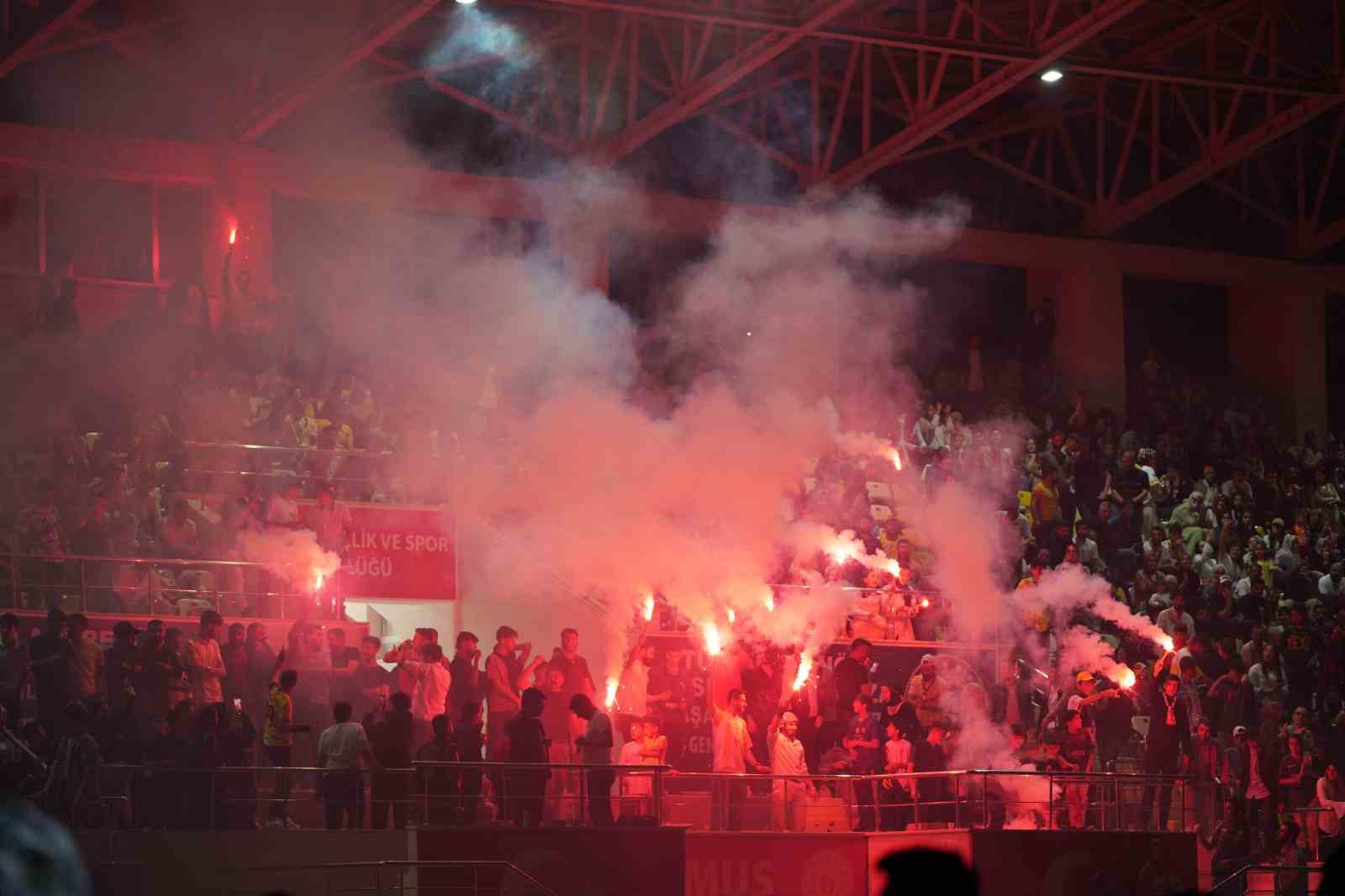musspor-sampiyonlugunu-coskuyla-kutladi
