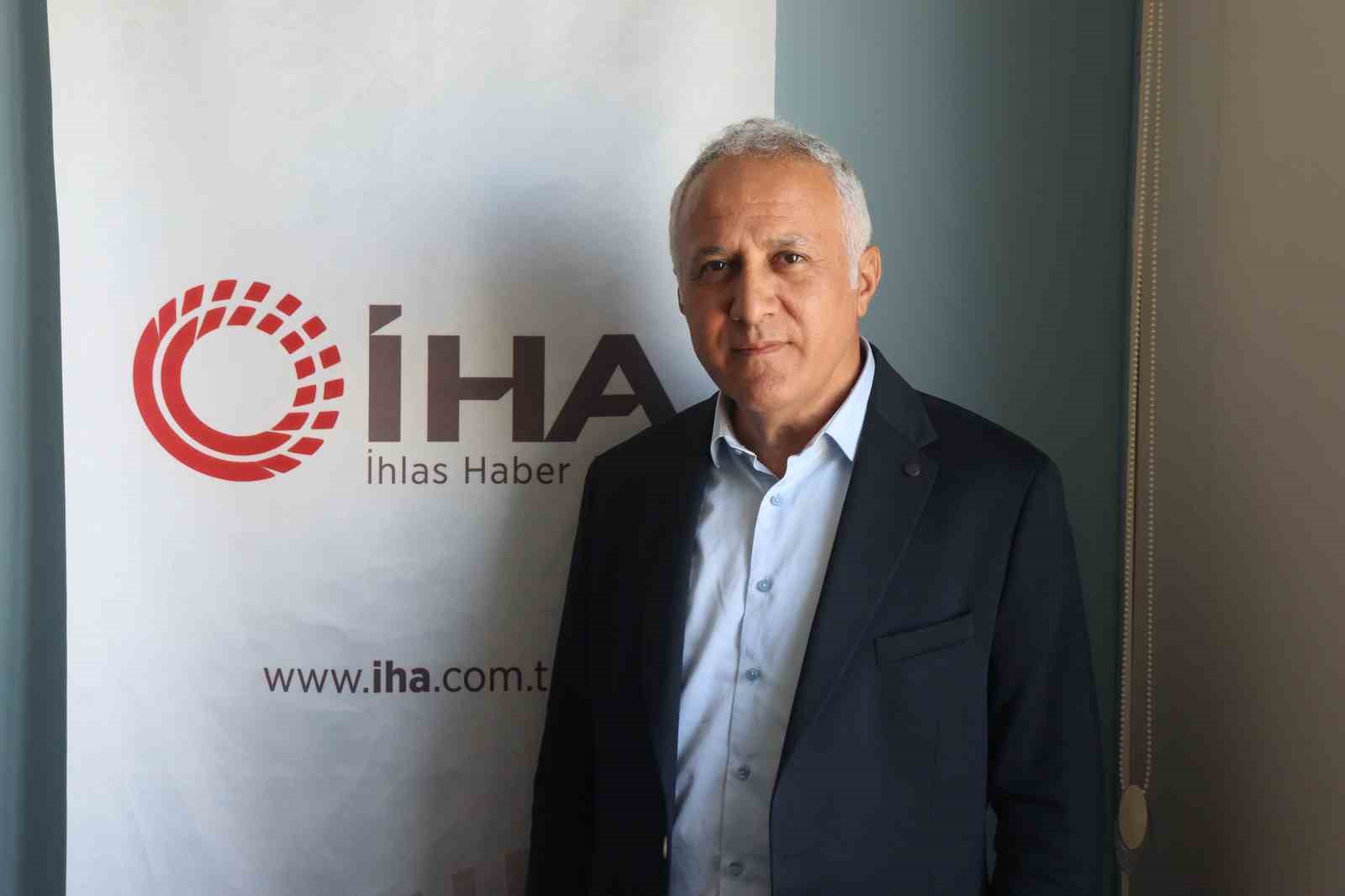 sahin-one-doseun-sertifikasini-ne-hukuk-birimi-ne-de-hastaneler-gosterebildi