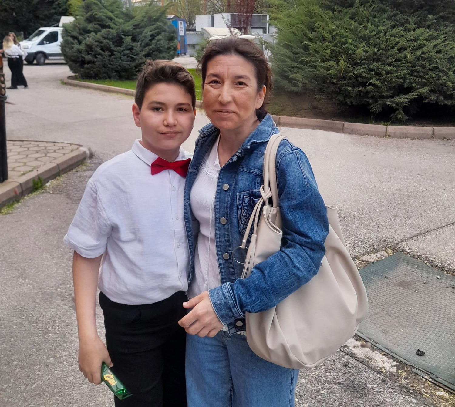tepebasi-belediyesi-iki-elin-sesi-var-cocuk-korosu-minik-efenin-iyilesmesinde-umut-oldu